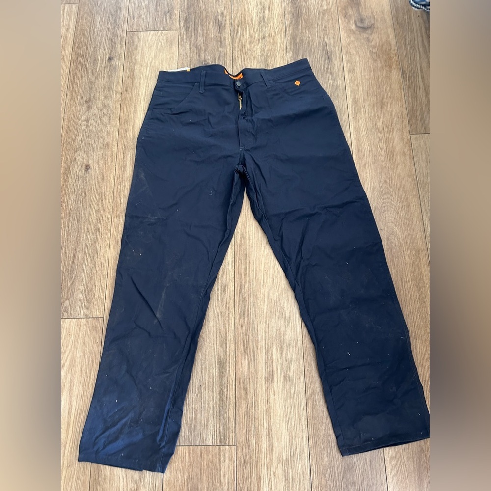 Men's Black Wrangler Flame Resistant Carpenter Pants Size 40x32 BNWT
